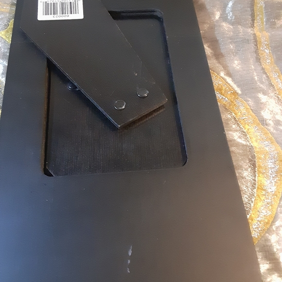 Two picture frames - Picture 3 of 4